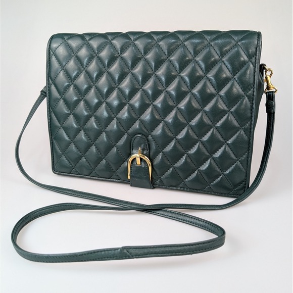 Vintage Brio Quilted Crossbody Bag Green Shoulder Purse Gold Buckle Flap 90s Y2K - Picture 1 of 9